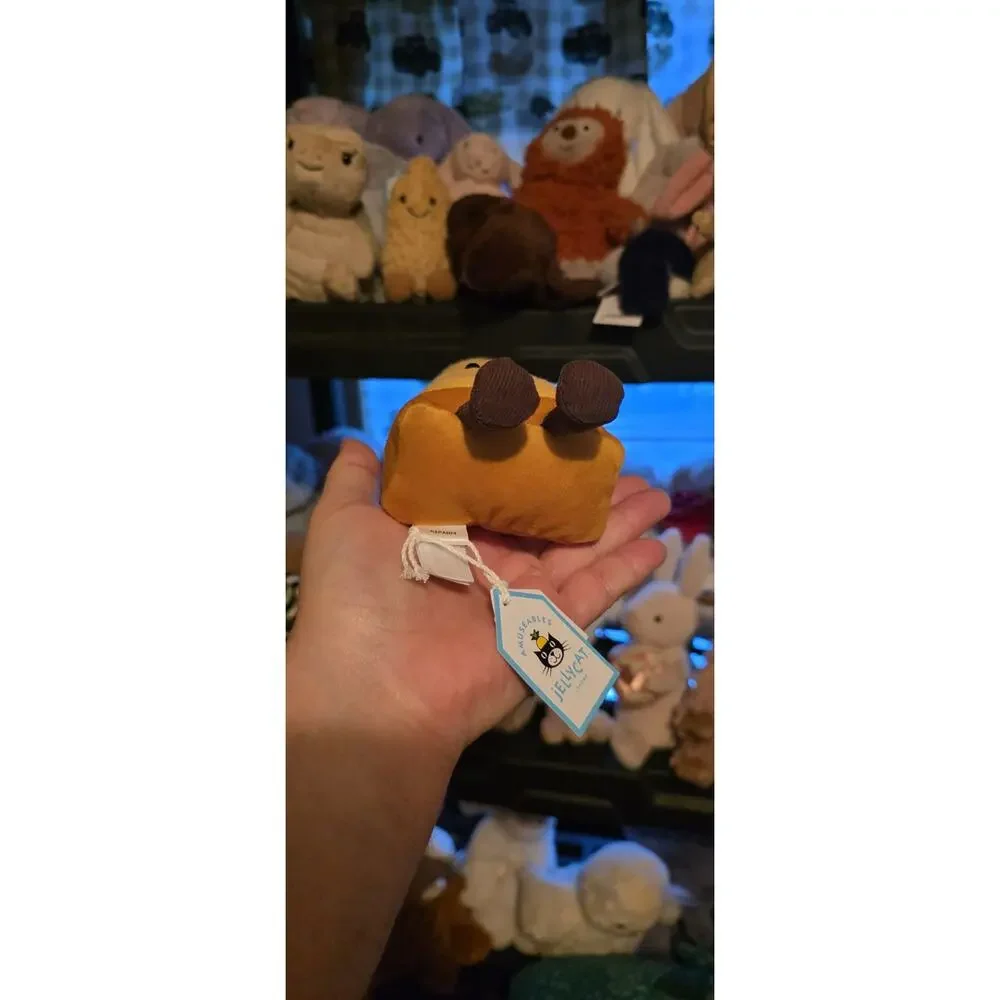 Jellycat AMUSEABLES PARMESAN Cheese - Small 6.5" - Authentic - New with Tags - Picture 4 of 4